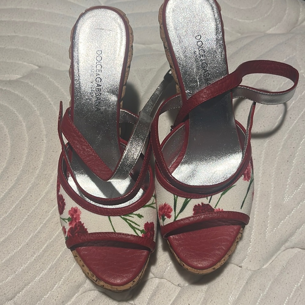 Authentic D&G wedges . Floral red and white …